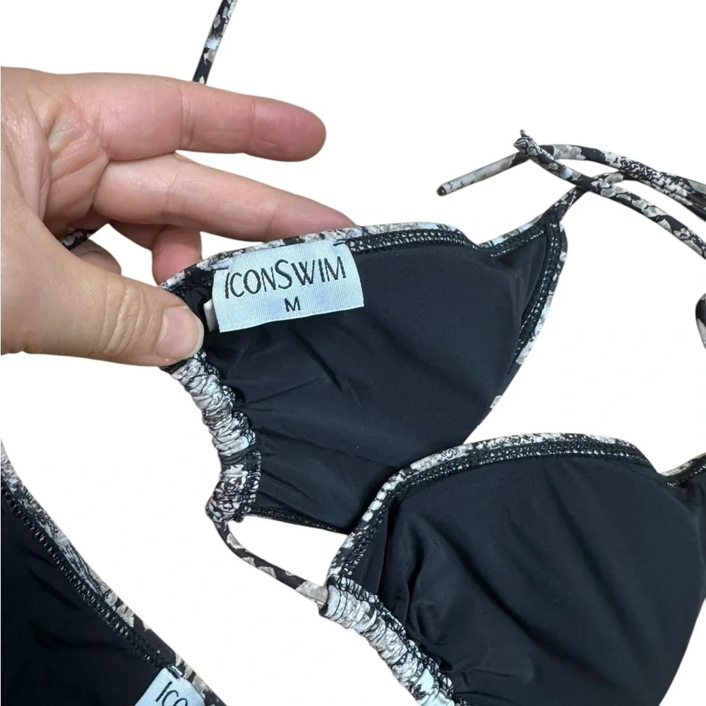 ICONS WIM.  Snake Print Bikini
